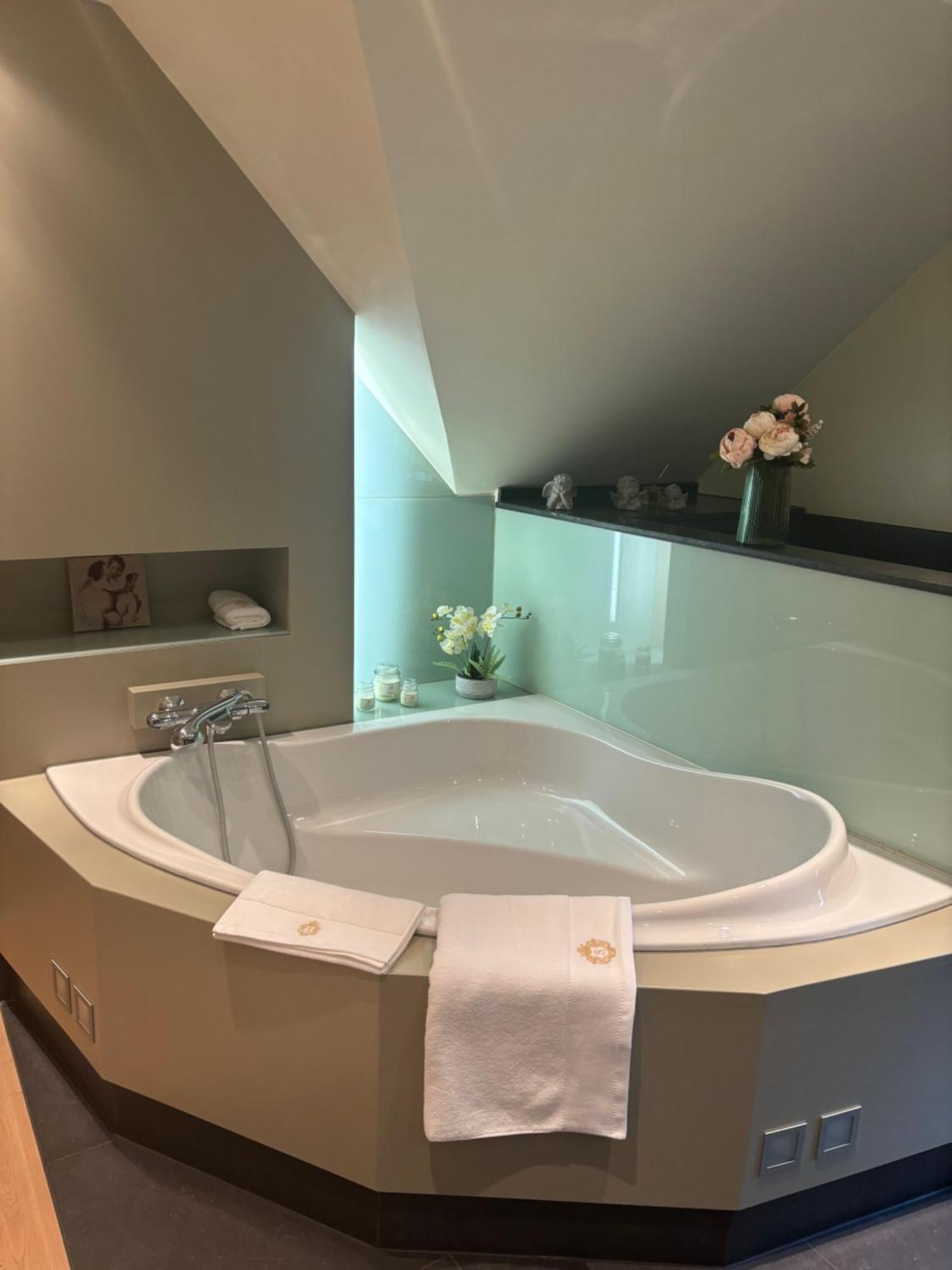 Sophia Rooms 14 Maasmechelen Εξωτερικό φωτογραφία